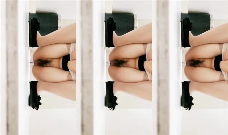 大神潜入办公楼游走多个楼层❤️偷拍众多的美女职员嘘嘘(40V)